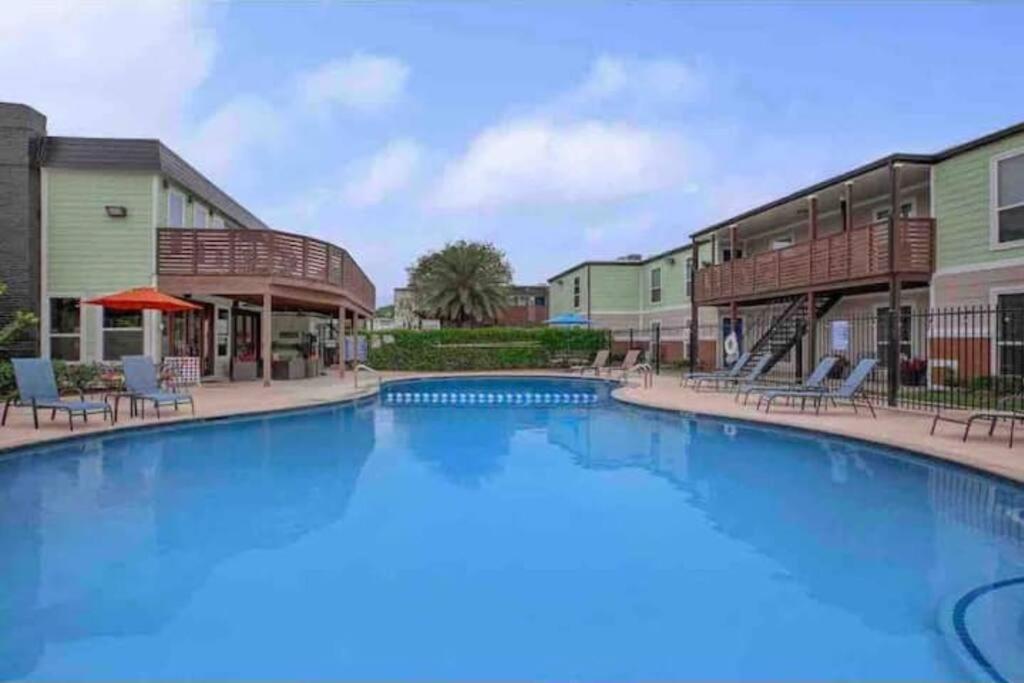 Beautiful/Spacious 2 Bedroom Houston Near Galleria Exteriér fotografie