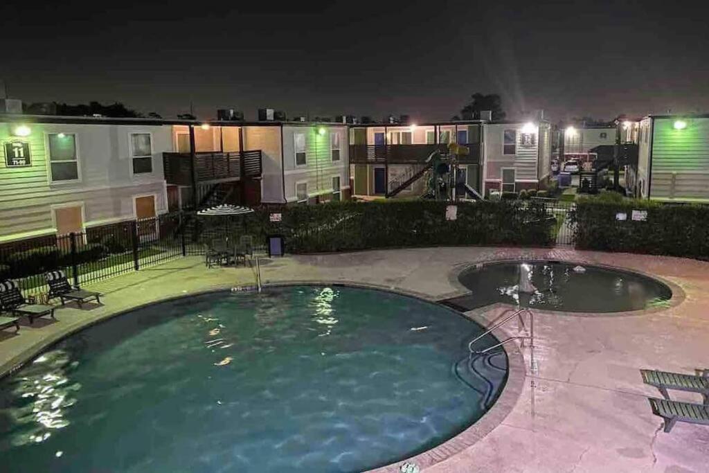 Beautiful/Spacious 2 Bedroom Houston Near Galleria Exteriér fotografie